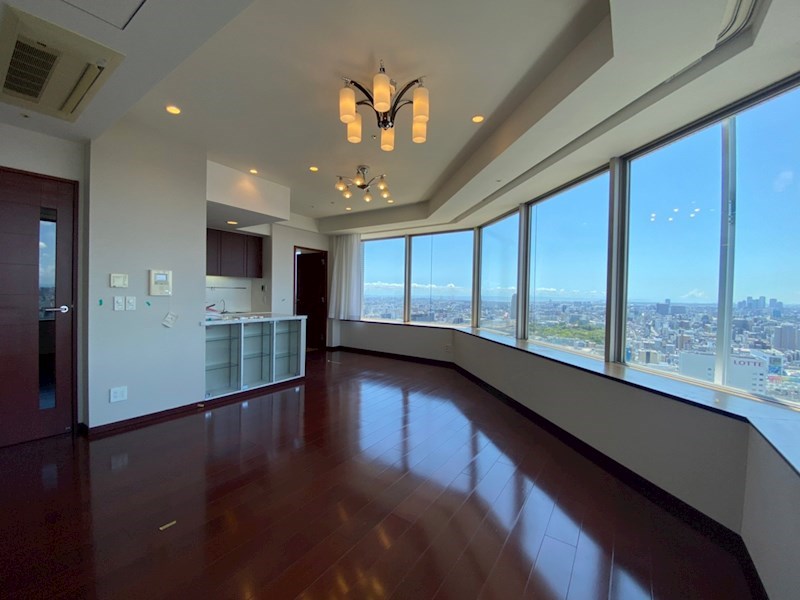 ブリリアタワー東京