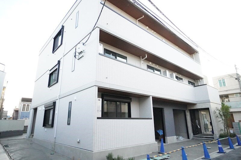 Re Tour Aoi　 (ル・トゥール アオイ)