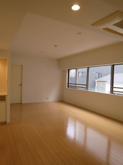 カスタリアお茶の水