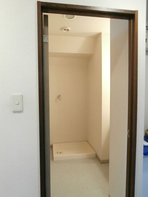 ＮＥＵＥ　ＫＡＭＯＮ