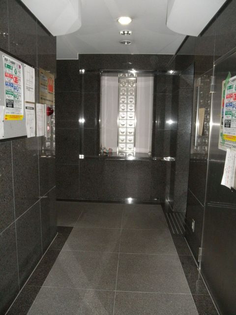 ＮＥＵＥ　ＫＡＭＯＮ
