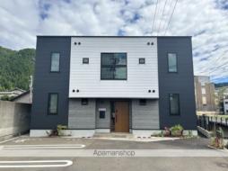 アヴァンティー岡本