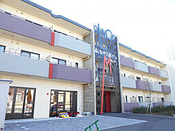 ＣＲＥＳＣＥＮＴ　ＣＯＵＲＴ