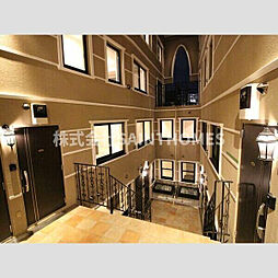 Ｍ．Ａ　ＨＩＬＬＳ　ＡＫＡＳＡＫＡ