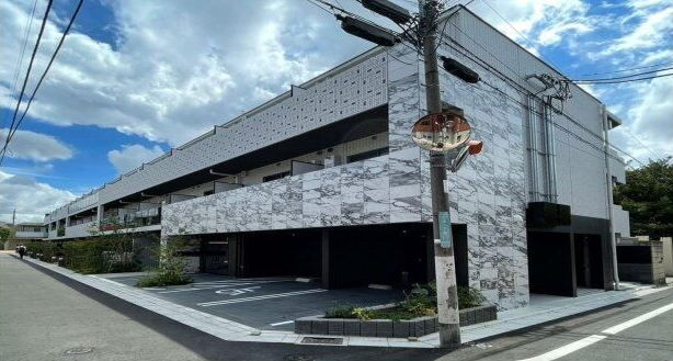 ディップス明大前