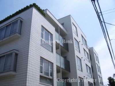 D'クラディア神宮外苑ハイヴァリー