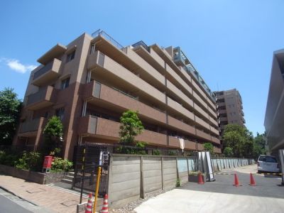 シャールレーク大井桜通り