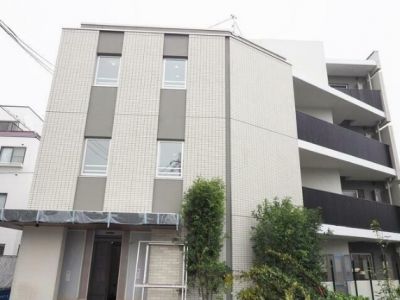 フレンシア学芸大学