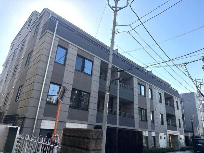 ラペルラ市谷砂土原町