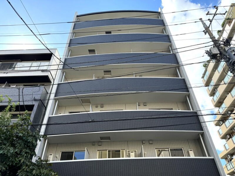 エストゥルースプラス両国