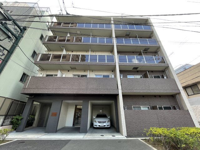 ログ練馬駅前