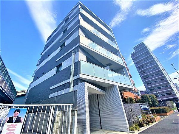 アゼリアガーデン