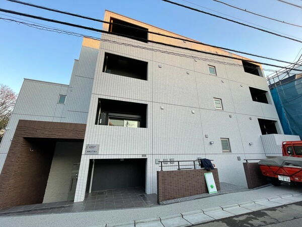 アゼスト志村三丁目Ⅲ