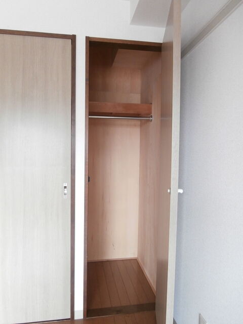 ＮＥＵＥ　ＫＡＭＯＮ