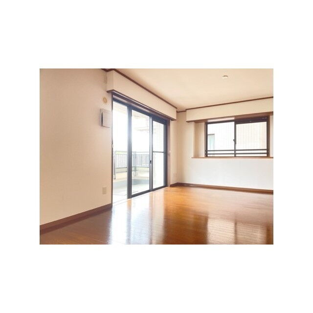 けやき通り北十番館