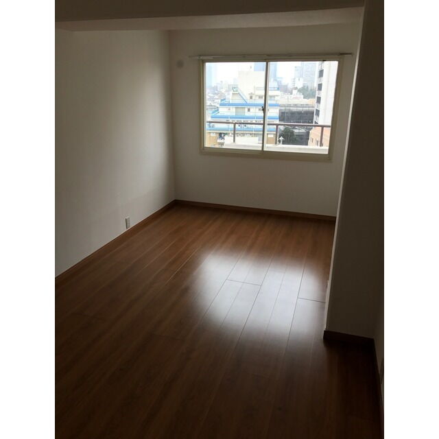東中野アパートメンツ