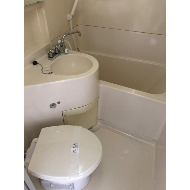 東中野アパートメンツ