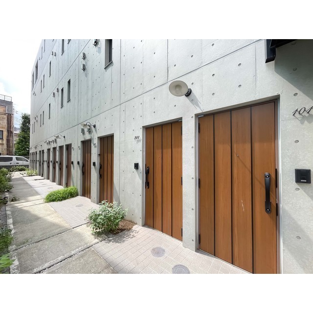 ウェルスクエアイズム四谷大京町