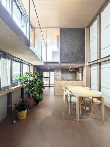 上野桜木の立体長屋