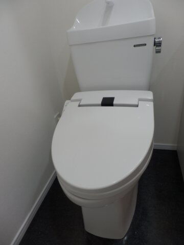 アゼスト大山東