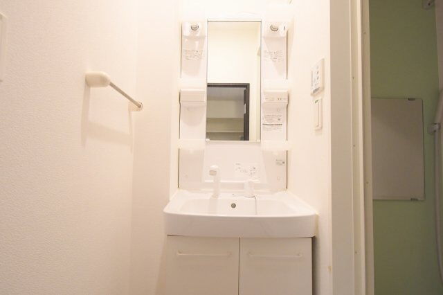 レオネクスト南新宿