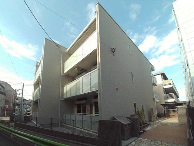 レオネクストアナベル