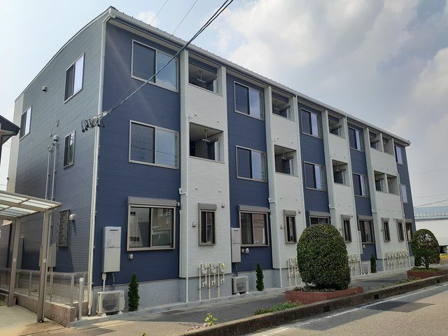 ｓｔａｒｋ　桃太郎