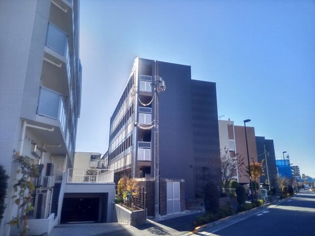 レオパレスＱＵＡＴＲＥ