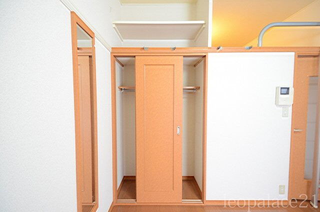 レオパレスカーサ　ヒラルダ