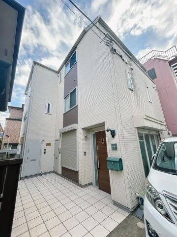 パストーソ レディデンツァ