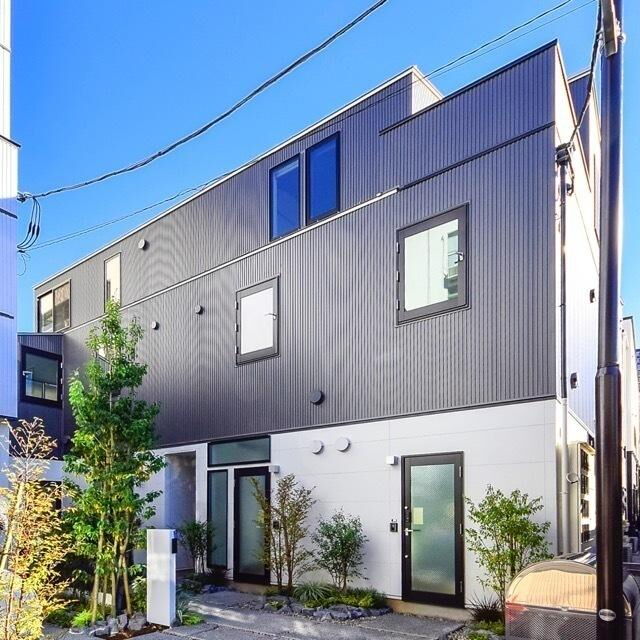 グランエッグス四谷S