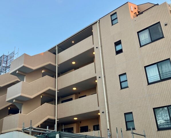 アーデル・フェリエ国立東