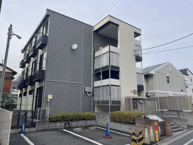 レオパレスダックス