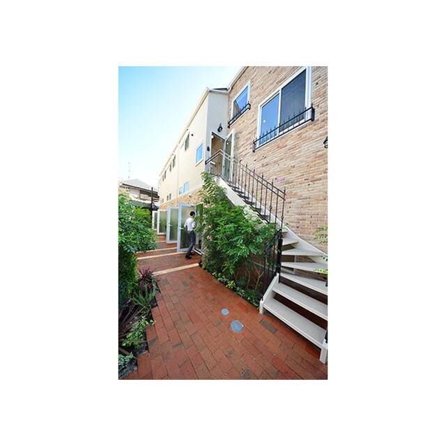 オギクボテラス