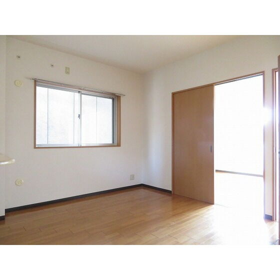 ＯＣＴＯＦＯＬＩＡ