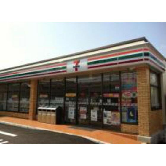 ＯＣＴＯＦＯＬＩＡ