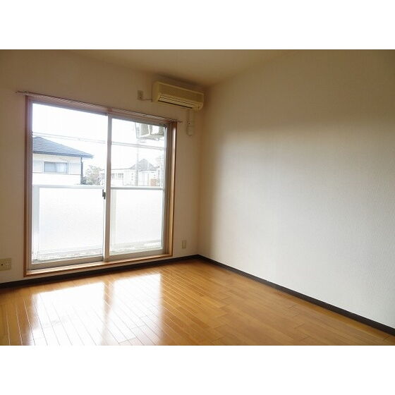 ＯＣＴＯＦＯＬＩＡ