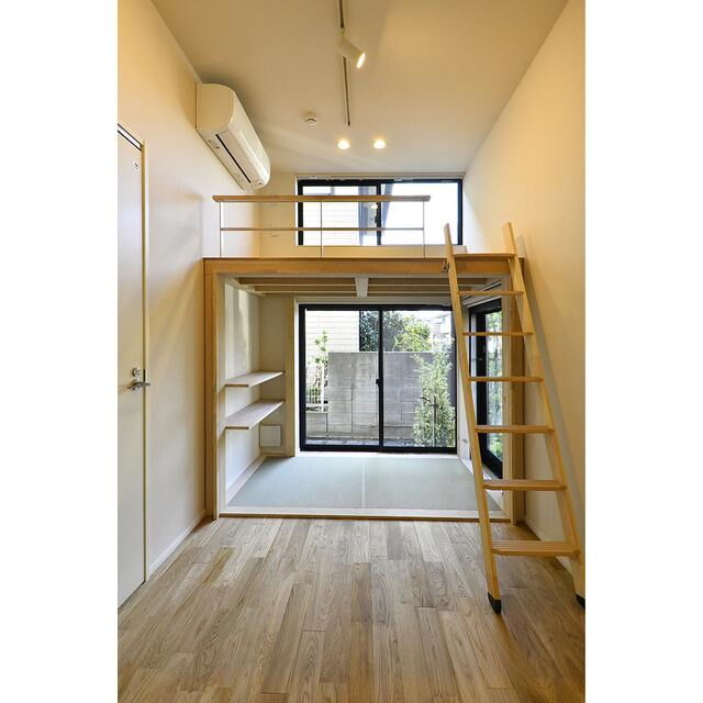 チトカラアパートメント