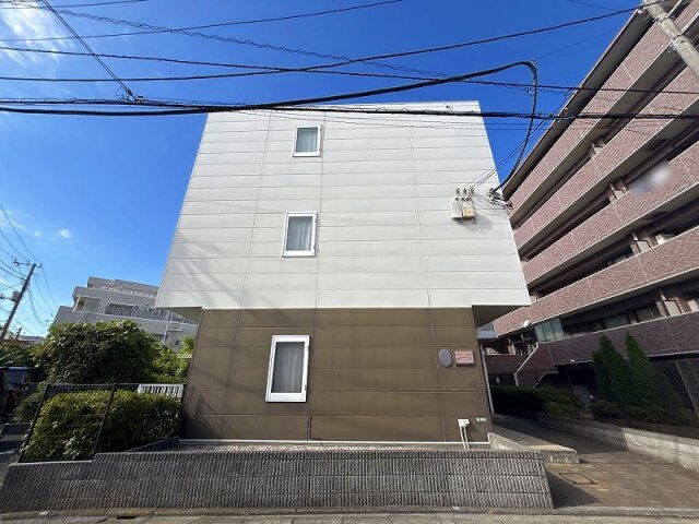 レオパレスル・レーヴ