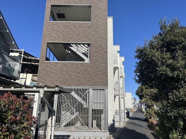 クレイノシャ　ブラン　プティ