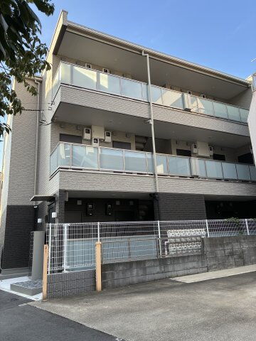 ラグゼフラット東六郷
