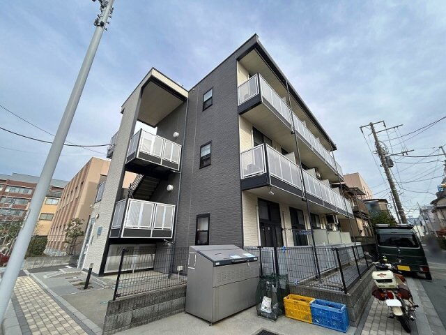 レオパレスシュペリュール