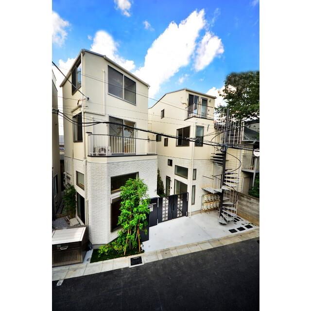 グランエッグス梅ヶ丘W