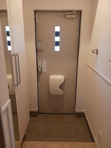 サン番館