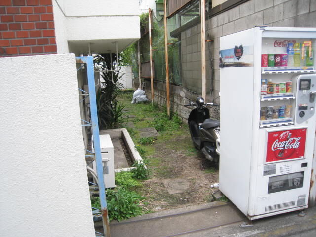 スカイコート新宿