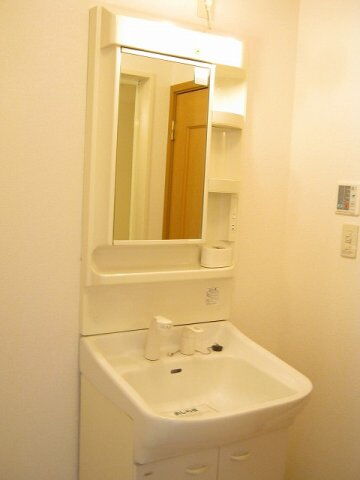 ツインハウス　Ｂ