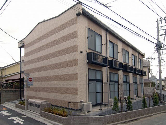 レオパレスフローラ