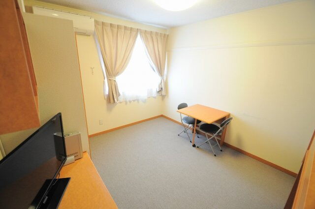 レオパレスピエールＢ