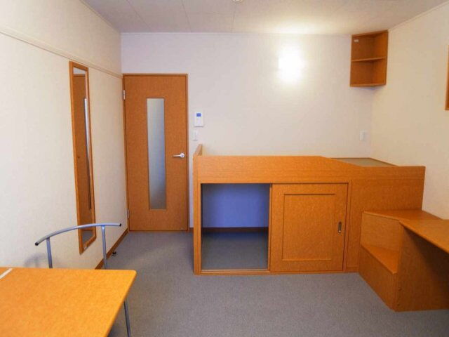 レオパレスピエールＢ