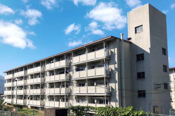 ビレッジハウス坂城1号棟
